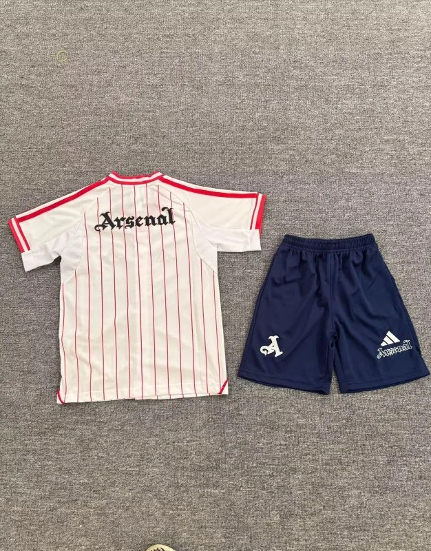 Arsenal Ensemble Enfant — 2