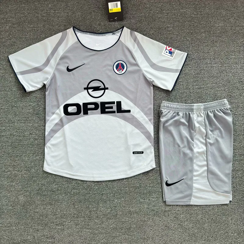 Paris Saint-Germain 2001/02 Away Kids Kit