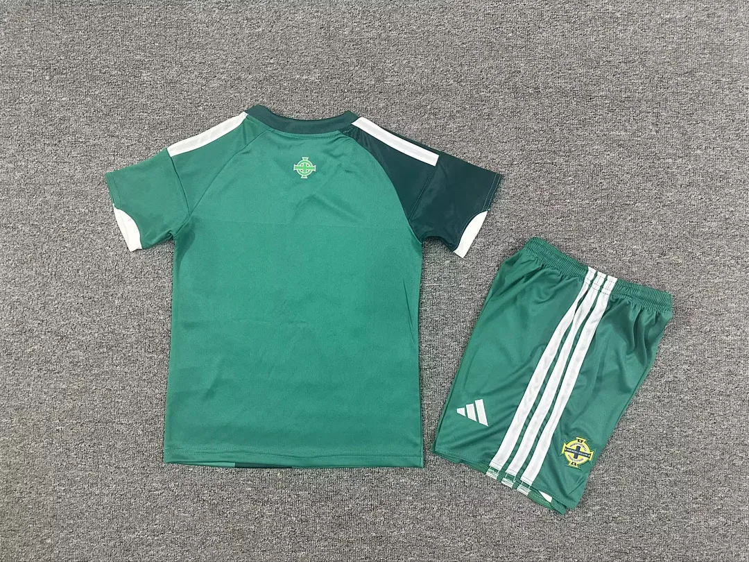 Northern Ireland 2016/30 Home Kids Kit — 2