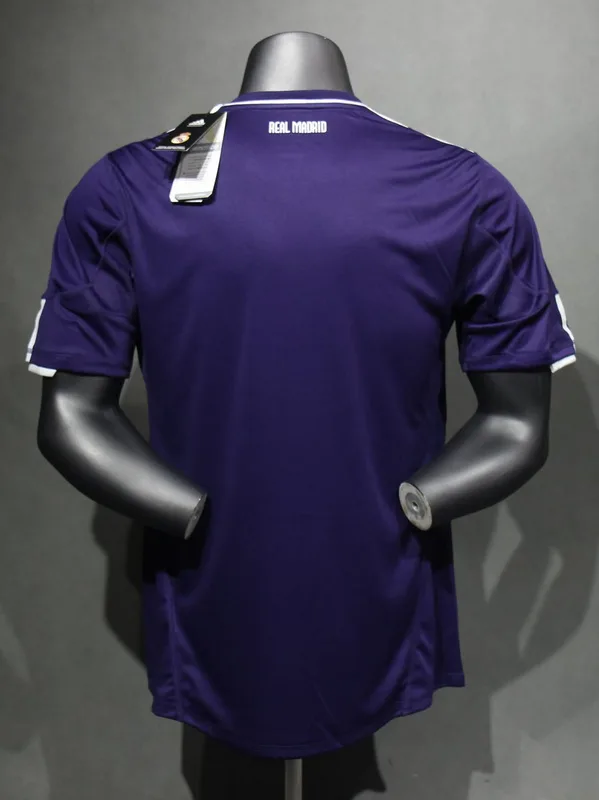 Real Madrid 2010/11 Third Shirt Player Version Purple — 2