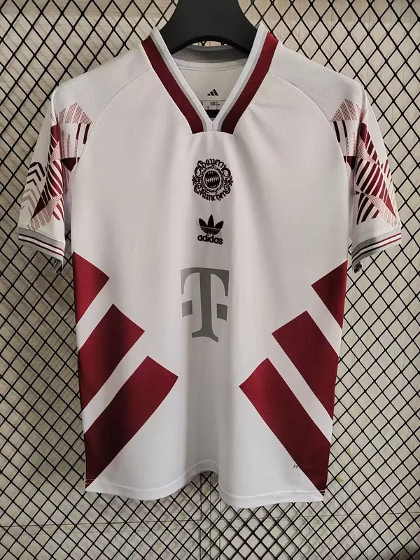 FC Bayern München 2025/26 Trikot Sonderedition White — 1
