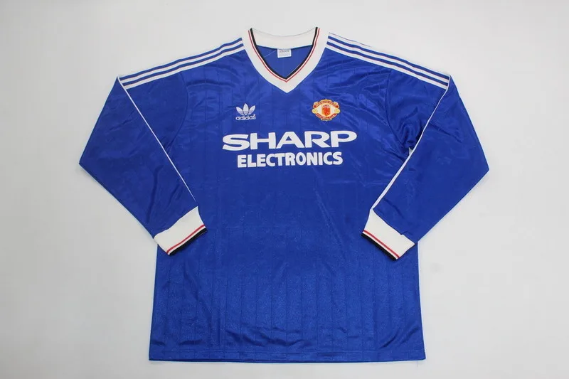 Manchester United 1982/83 Away Shirt Long Sleeve Blue