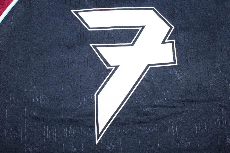 Iron Maiden 1999 Heim Trikot — 2
