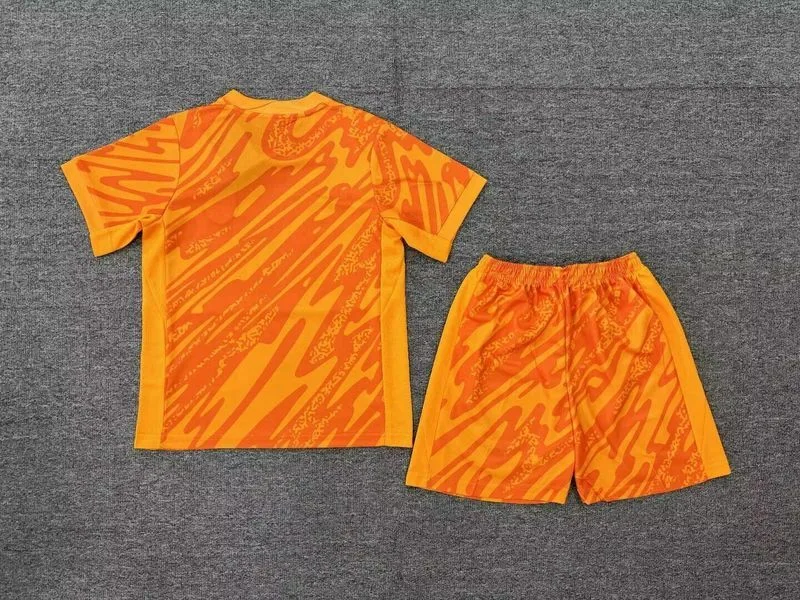 England 2024 Goalkeeper Kids Kit Orange — 1
