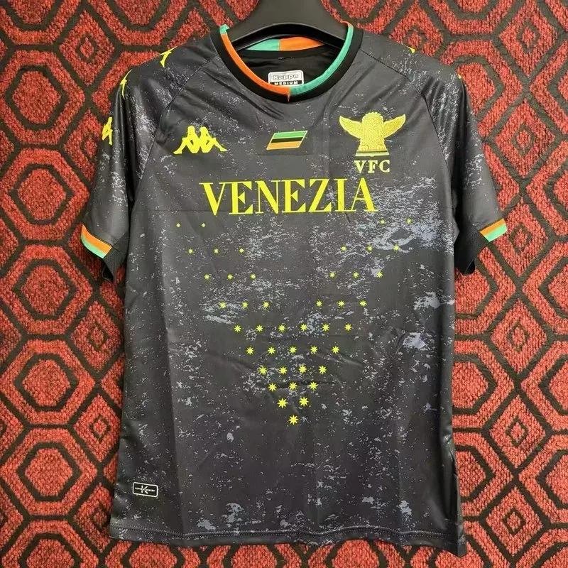 Venezia 2021/22 Heim Trikot