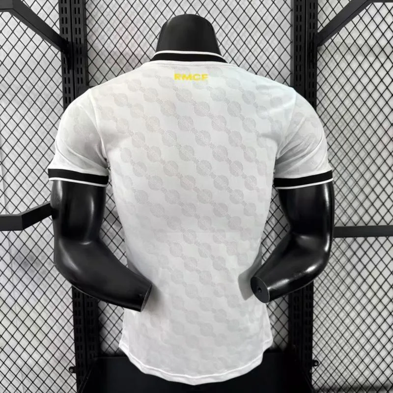 Real Madrid 2025/26 Camiseta Versión Jugador Edición Especial — 2