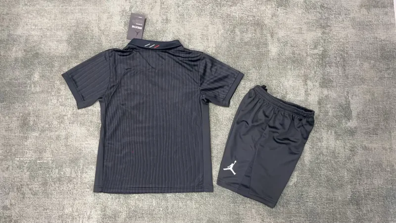 Paris Saint-Germain 2025/26 Fourth Kids Kit Black