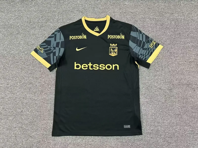Atlético Nacional 2025/26 Away Shirt — 1