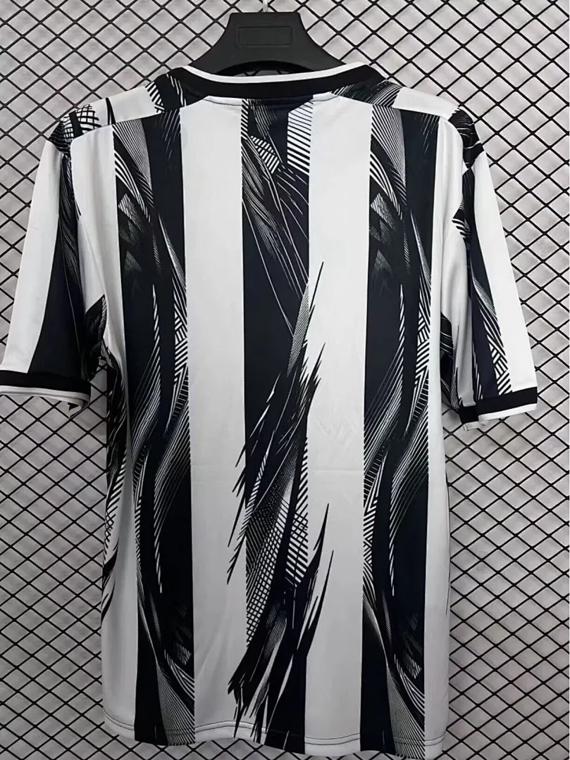 Newcastle United 2026/27 Trikot Sonderedition — 2