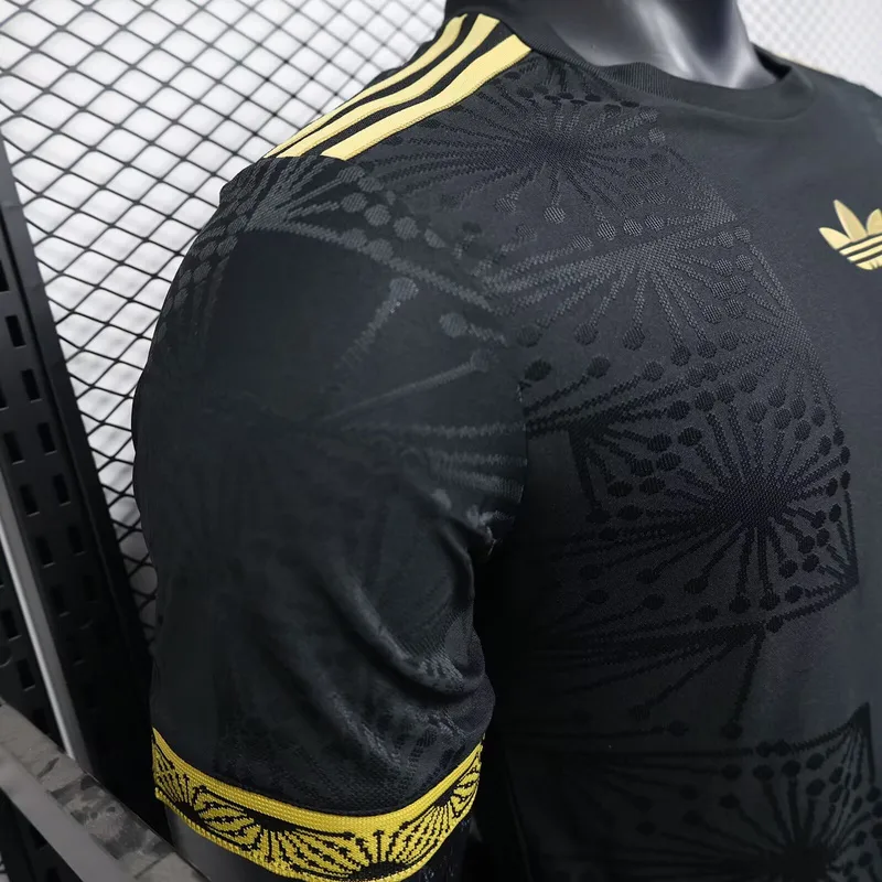 Mexique 2025/26 Maillot Version Joueur Gold — 1