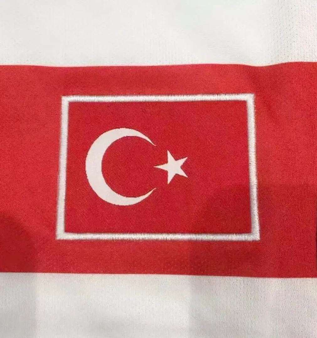 Turkey 2002 Away Shirt White — 2