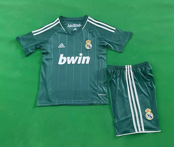 Real Madrid 2012/13 Third Kids Kit