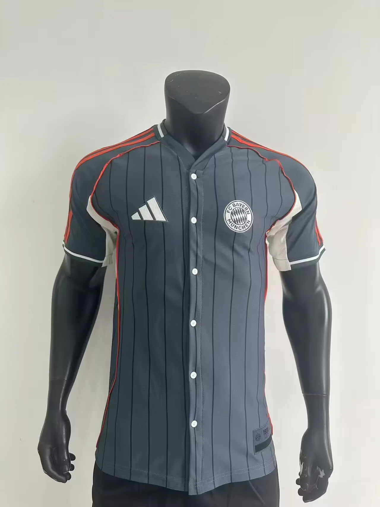 Bayern Munich 2025/26 Shirt Club World Cup — 1